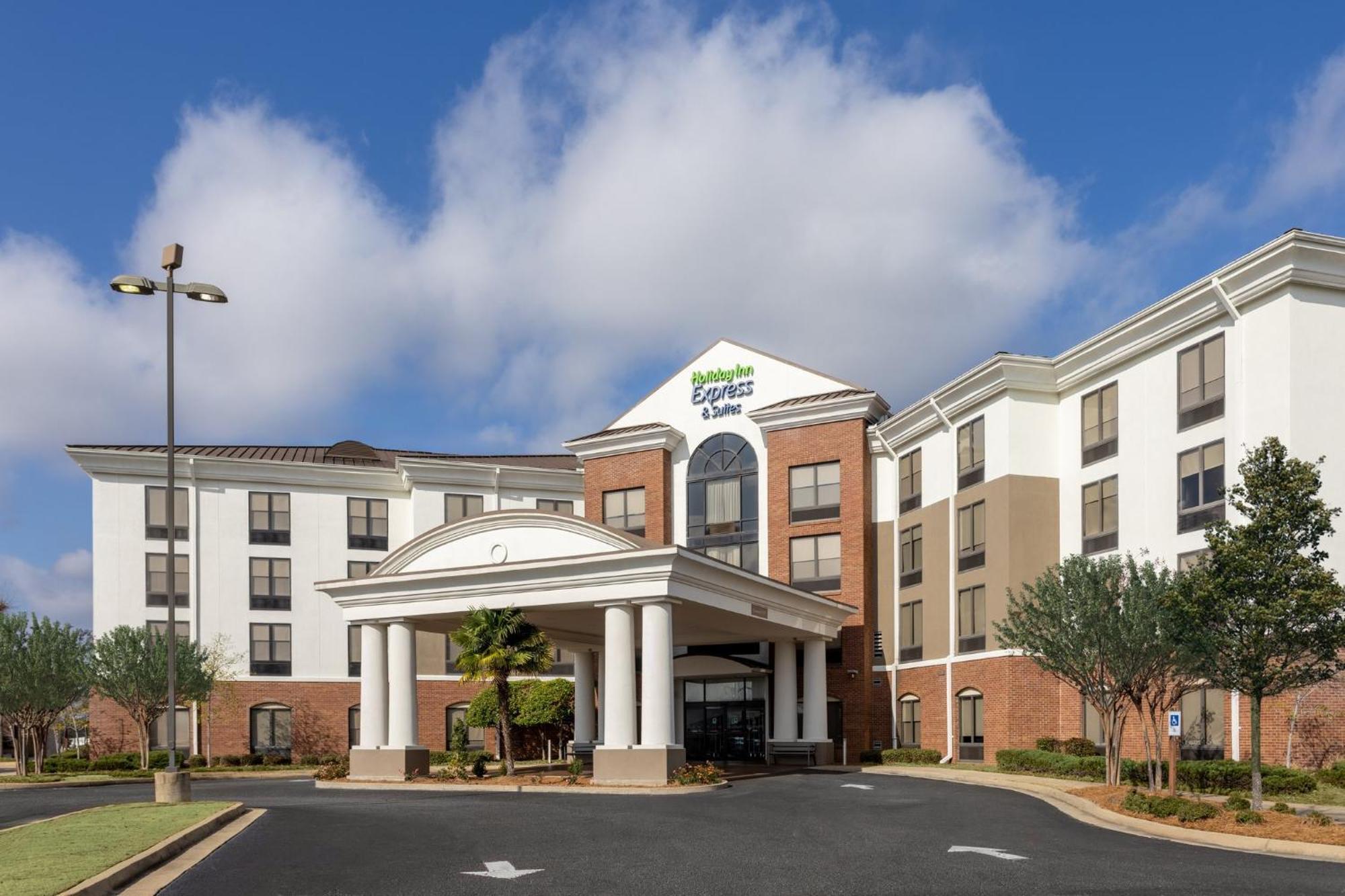 Holiday Inn Express Hotel & Suites Jackson - Flowood By Ihg Exterior photo